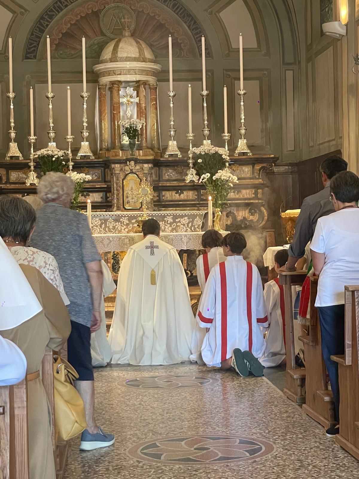 Piccole Figlie del Sacro Cuore di Ges&ugrave;