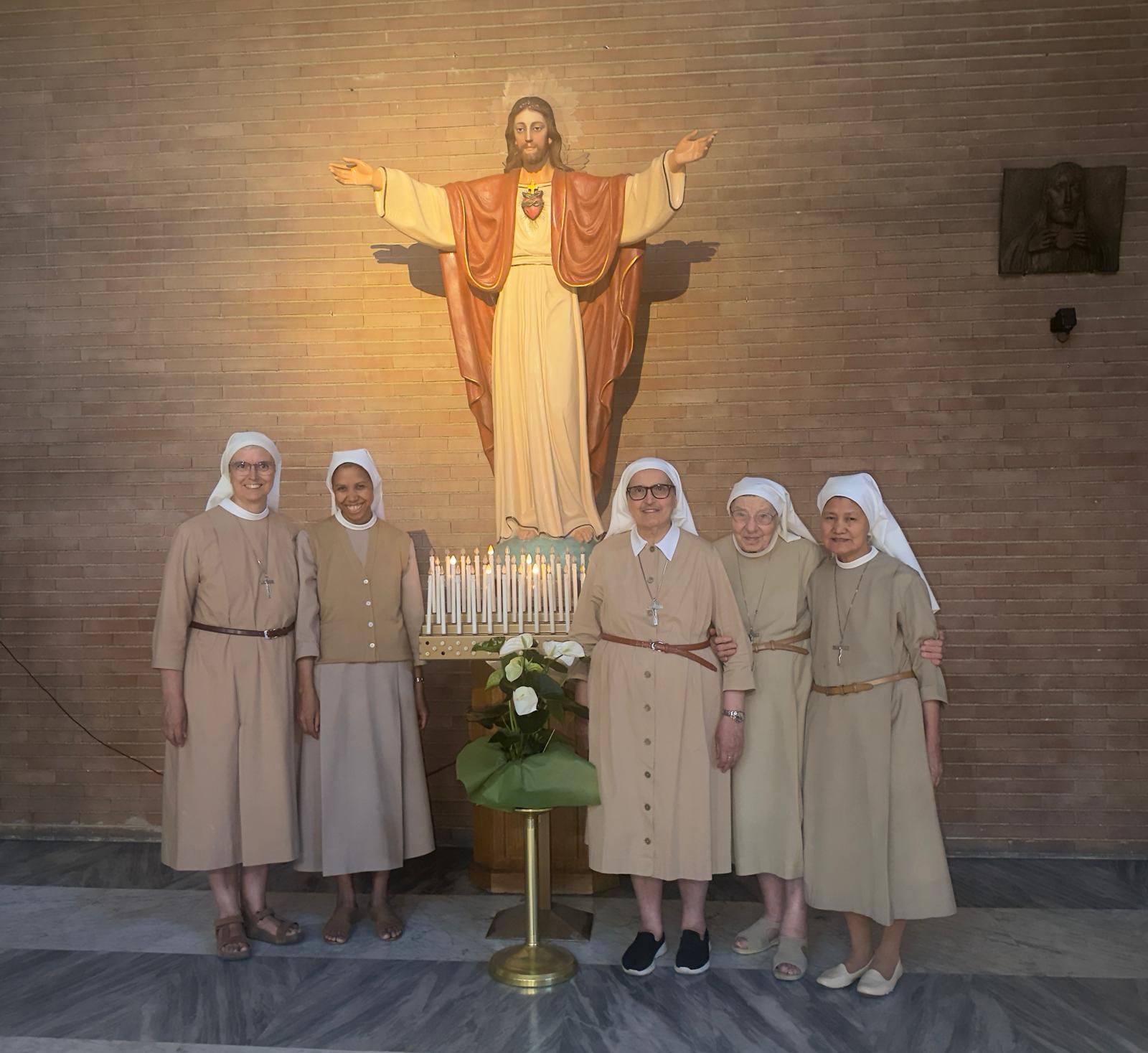 Piccole Figlie del Sacro Cuore di Ges&ugrave;
