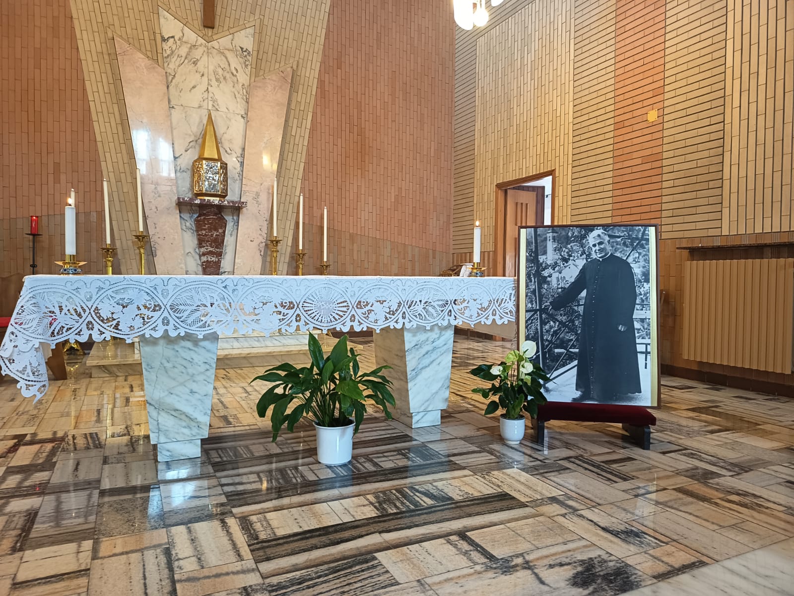 Piccole Figlie del Sacro Cuore di Ges&ugrave;